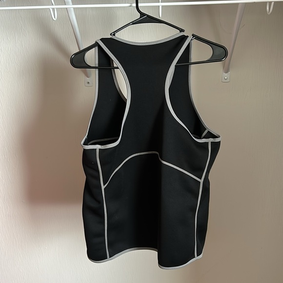 Exercise Vest - Picture 2 of 2